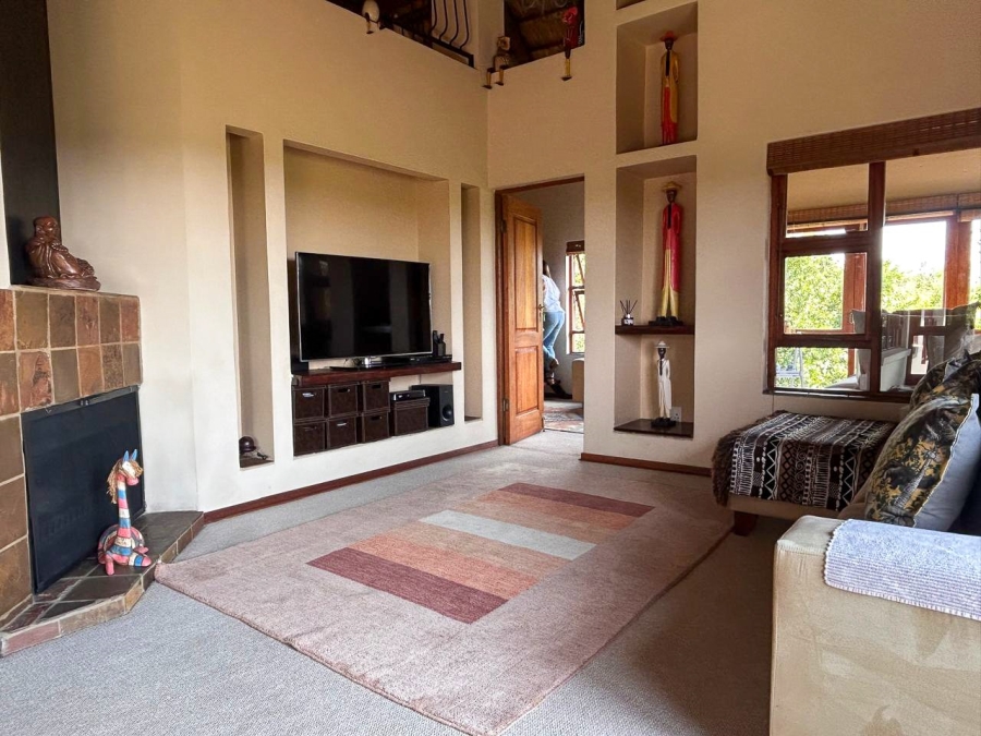 5 Bedroom Property for Sale in Boschenvaal River Front Lodges Free State